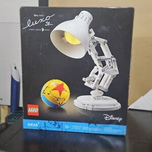 SEALED LEGO 21357 - Disney Pixar Luxo JR.